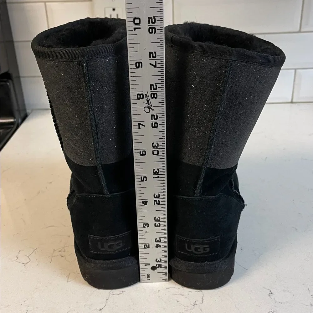 UGG Women's Classic Short Boot - Sparkles Size 9 - Black